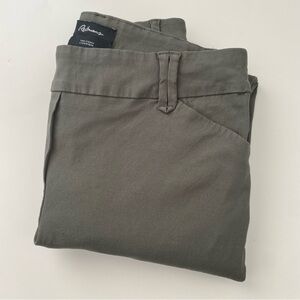 Reitmans The Iconic dark green ankle length skinny work pants trousers size 6